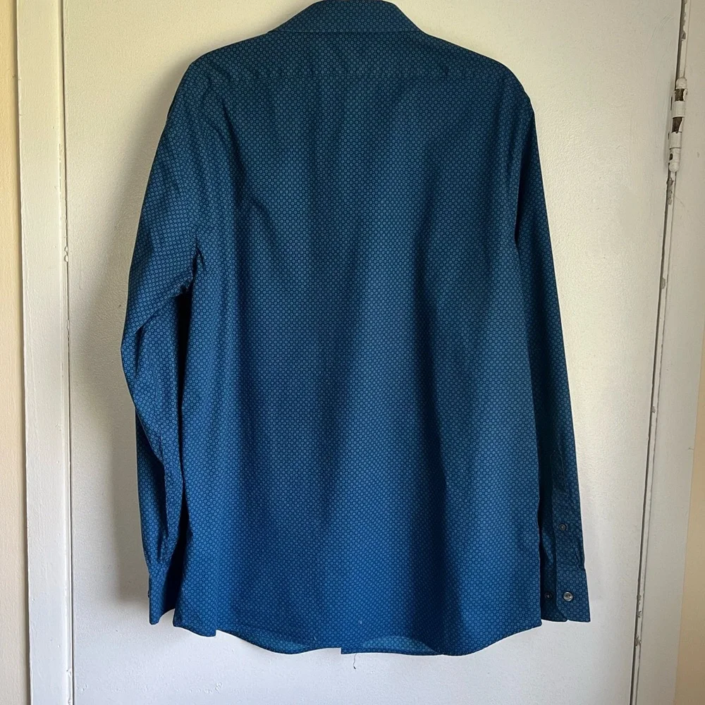 Banana Republic Blue Button-Down Shirt Size XL